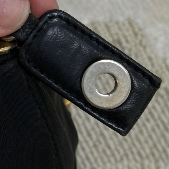 💎 PRADA - Black Nylon Tessuto Chain Handle Bag - Picture 12 of 16